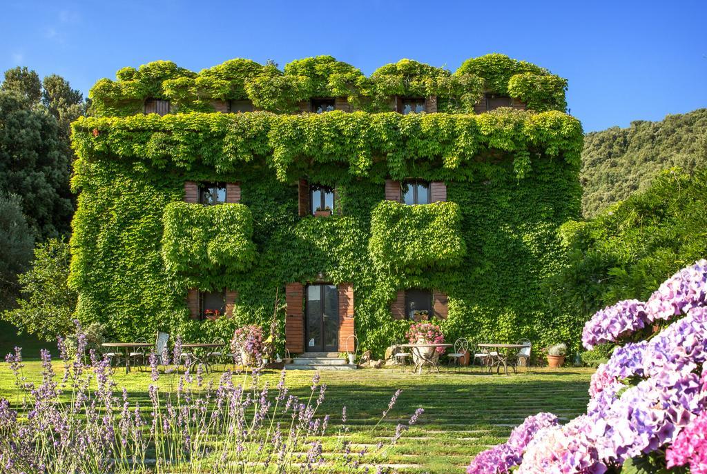 L'Agnata Di De Andre Boutique Hotel Tempio Pausania Zewnętrze zdjęcie