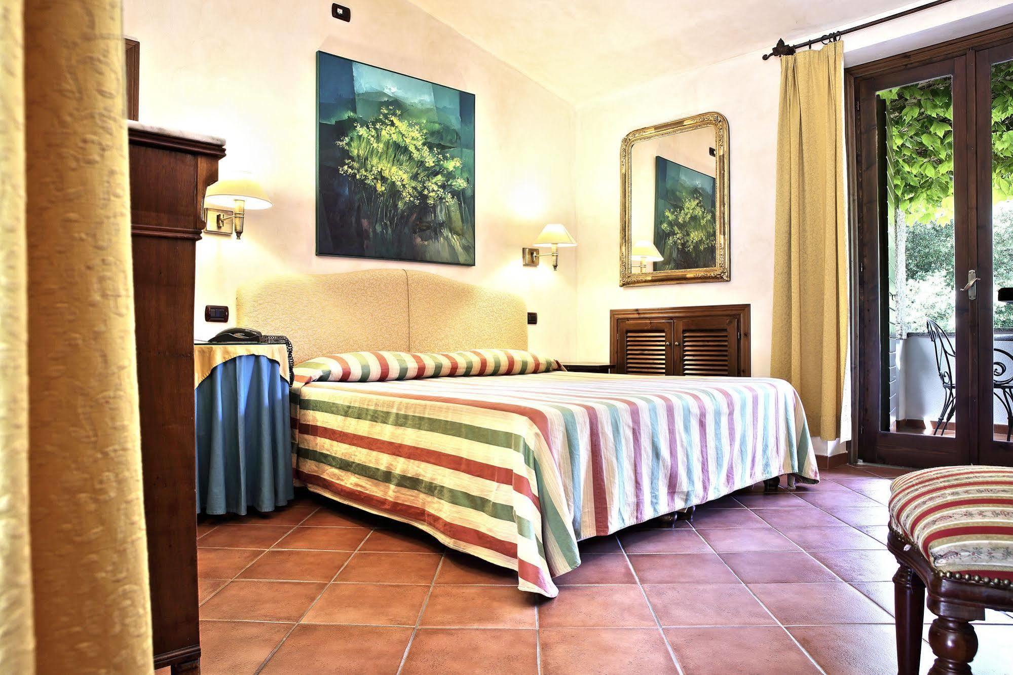L'Agnata Di De Andre Boutique Hotel Tempio Pausania Zewnętrze zdjęcie