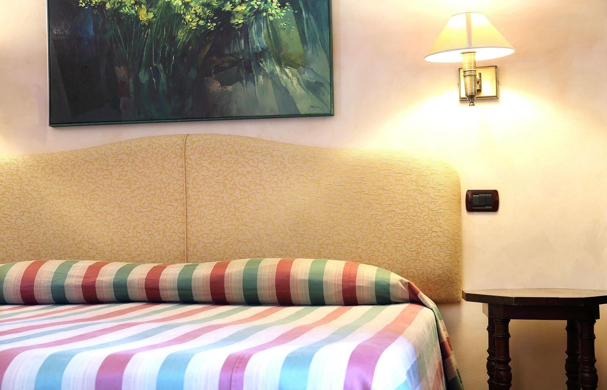 L'Agnata Di De Andre Boutique Hotel Tempio Pausania Zewnętrze zdjęcie